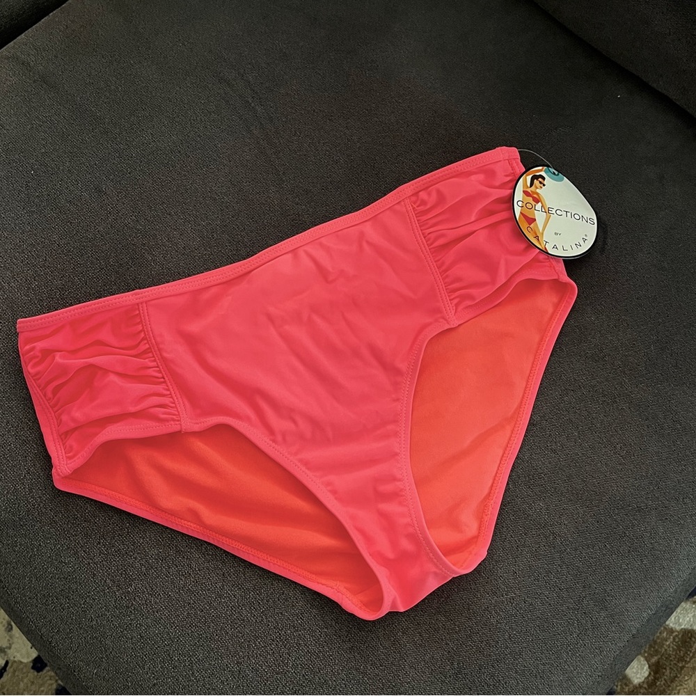 Collections by Catalina coral bottoms